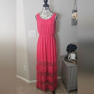 Doe & Rae Coral Maxi Dress with Lace Accents